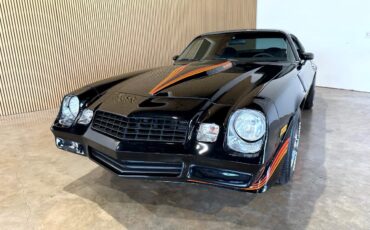 Chevrolet-Camaro-1981-American-Muscle-Car-3