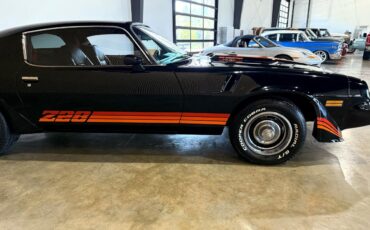 Chevrolet-Camaro-1981-American-Muscle-Car-8