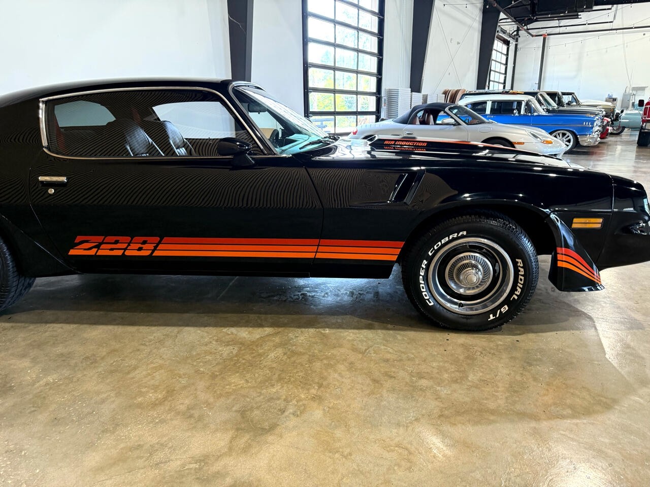 Chevrolet-Camaro-1981-American-Muscle-Car-8