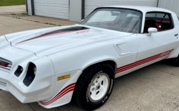 Chevrolet-Camaro-1981-Coupe-1