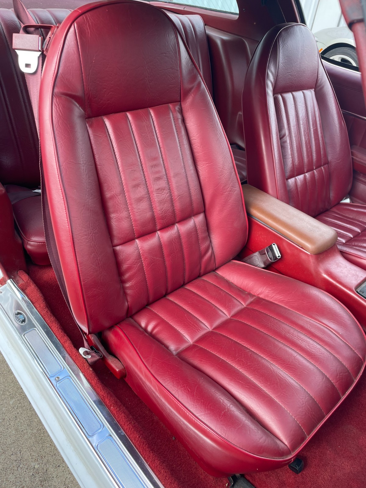 Chevrolet-Camaro-1981-Coupe-15