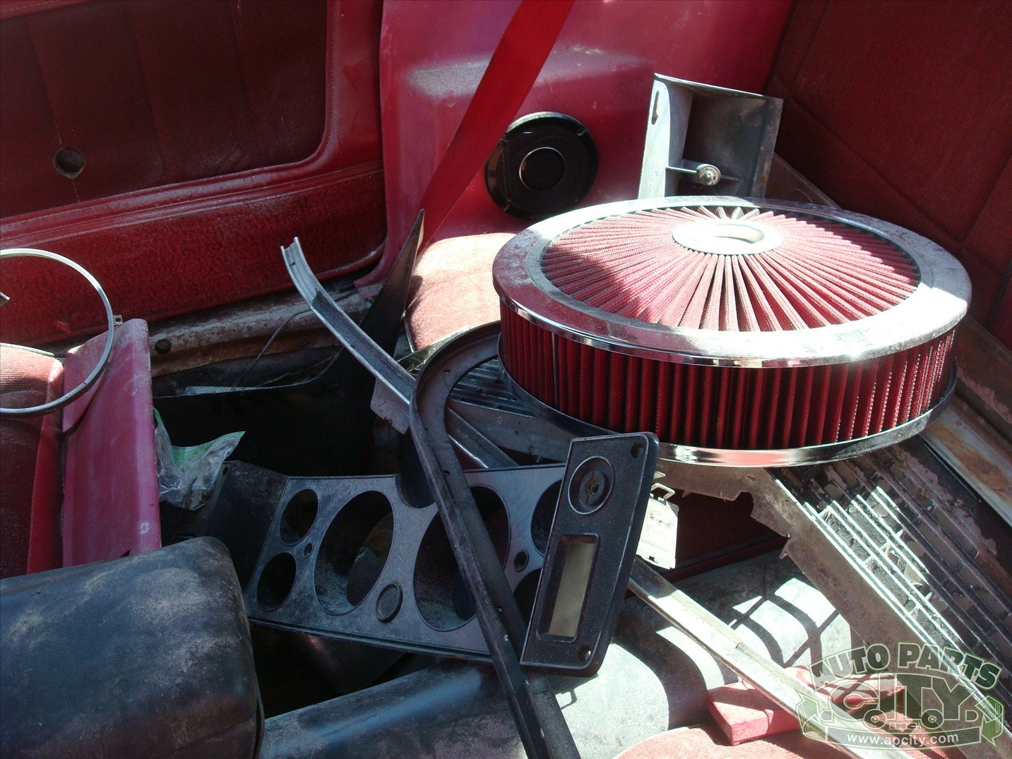 Chevrolet-Camaro-1981-Coupe-19