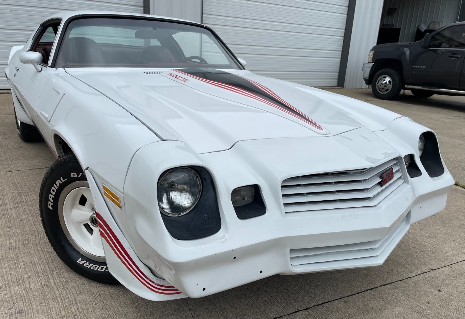 Chevrolet-Camaro-1981-Coupe-4