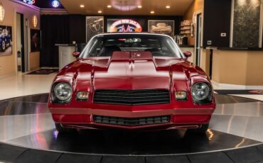 Chevrolet-Camaro-1981-Dark-Red-16