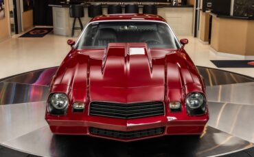 Chevrolet-Camaro-1981-Dark-Red-17