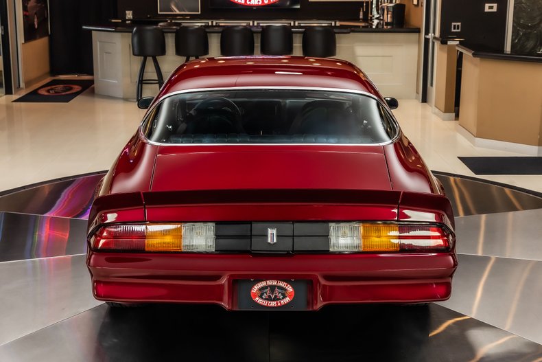 Chevrolet-Camaro-1981-Dark-Red-25