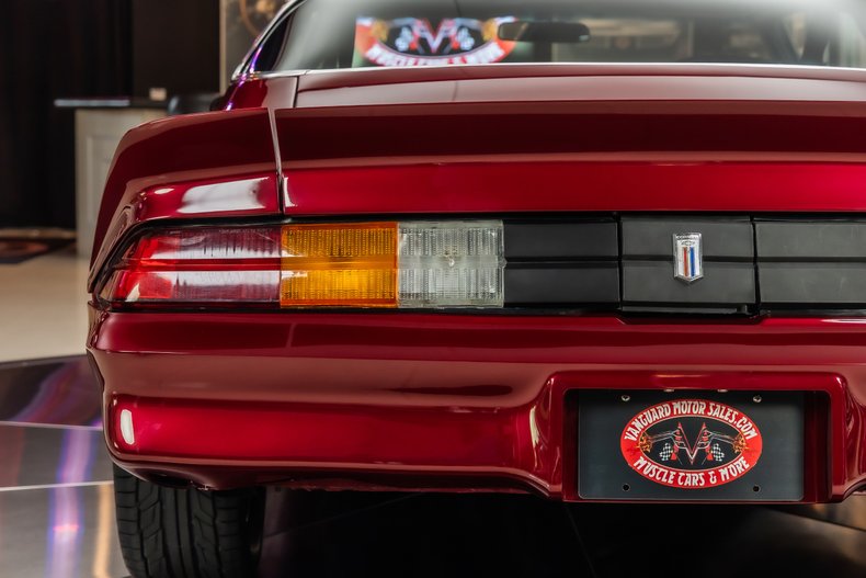 Chevrolet-Camaro-1981-Dark-Red-38