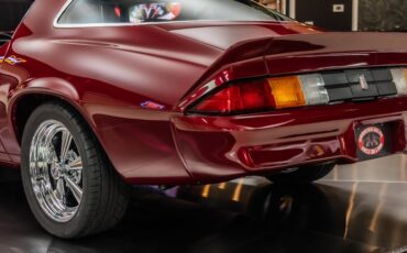 Chevrolet-Camaro-1981-Dark-Red-39