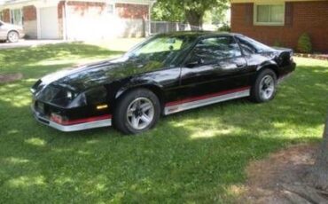 Chevrolet-Camaro-1982-Black
