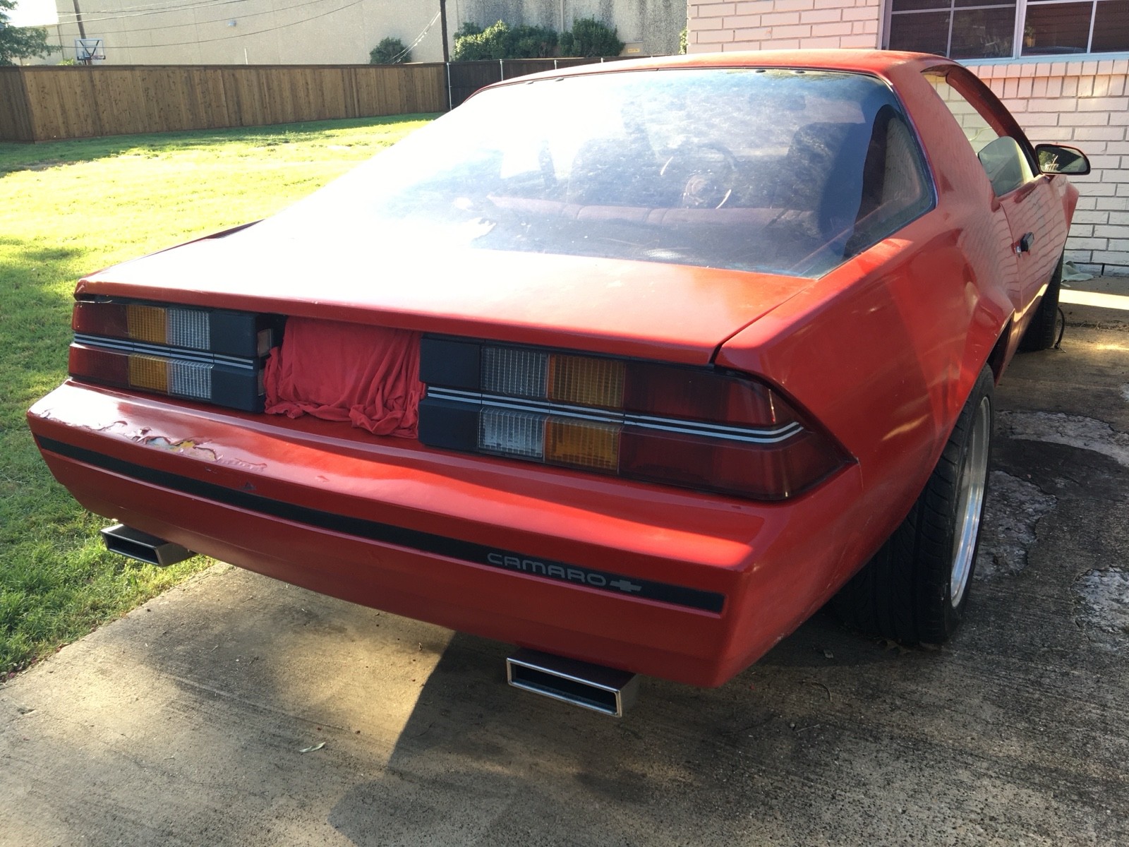 Chevrolet-Camaro-1984-3