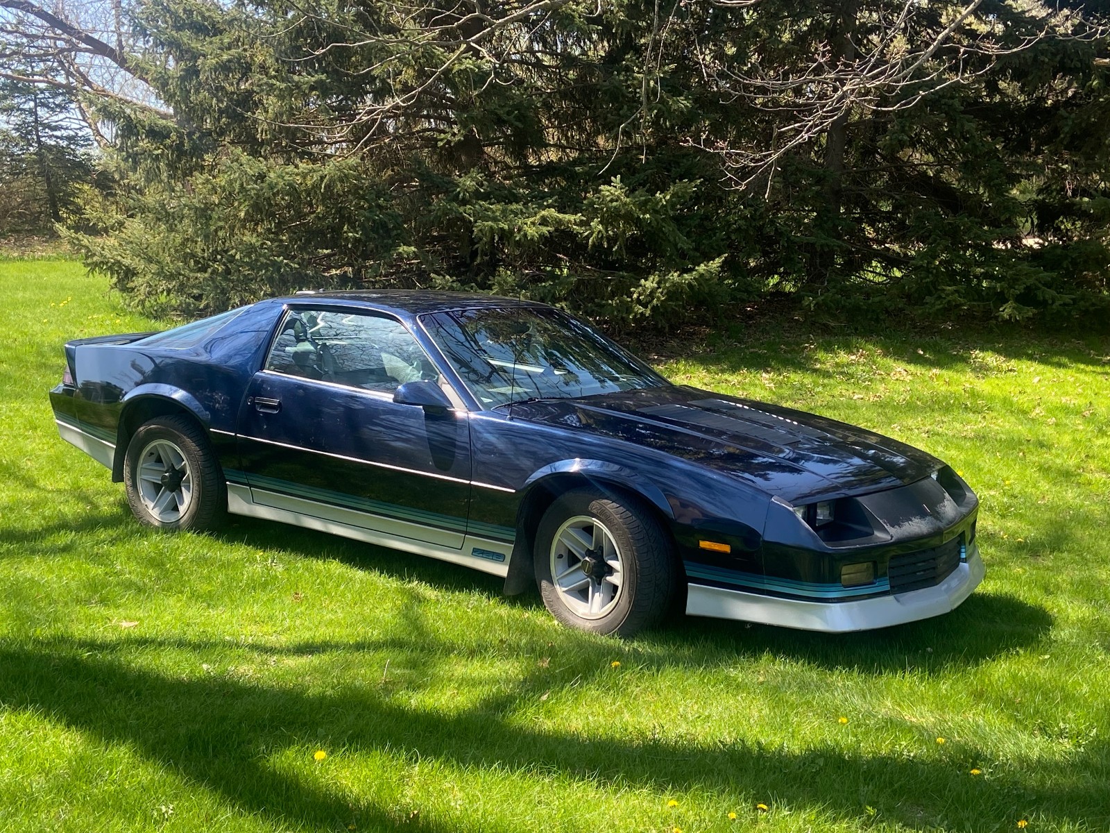 Chevrolet-Camaro-1986-Coupe-1