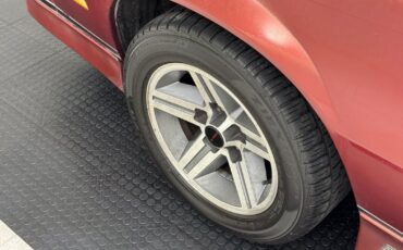 Chevrolet-Camaro-1986-Coupe-10