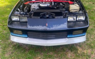 Chevrolet-Camaro-1986-Coupe-10