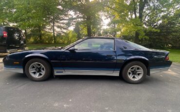 Chevrolet-Camaro-1986-Coupe-2