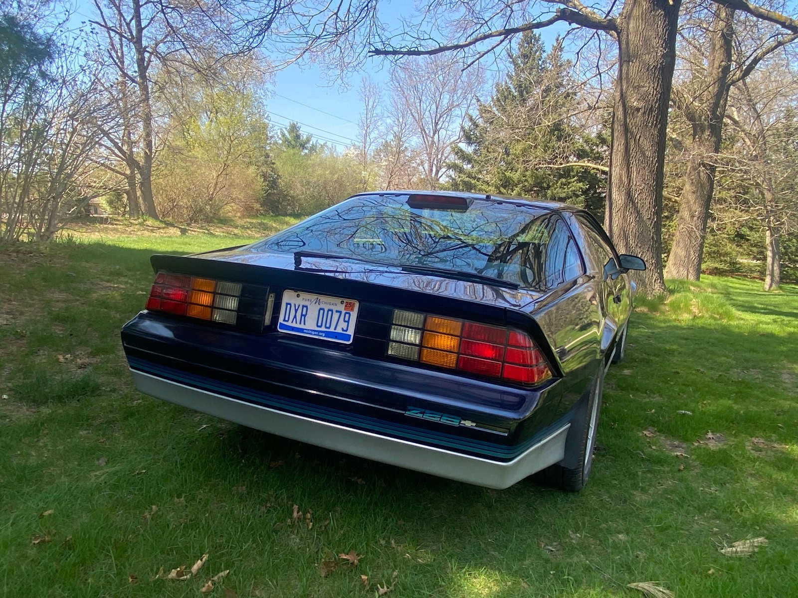 Chevrolet-Camaro-1986-Coupe-4