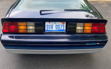 Chevrolet-Camaro-1986-Coupe-5