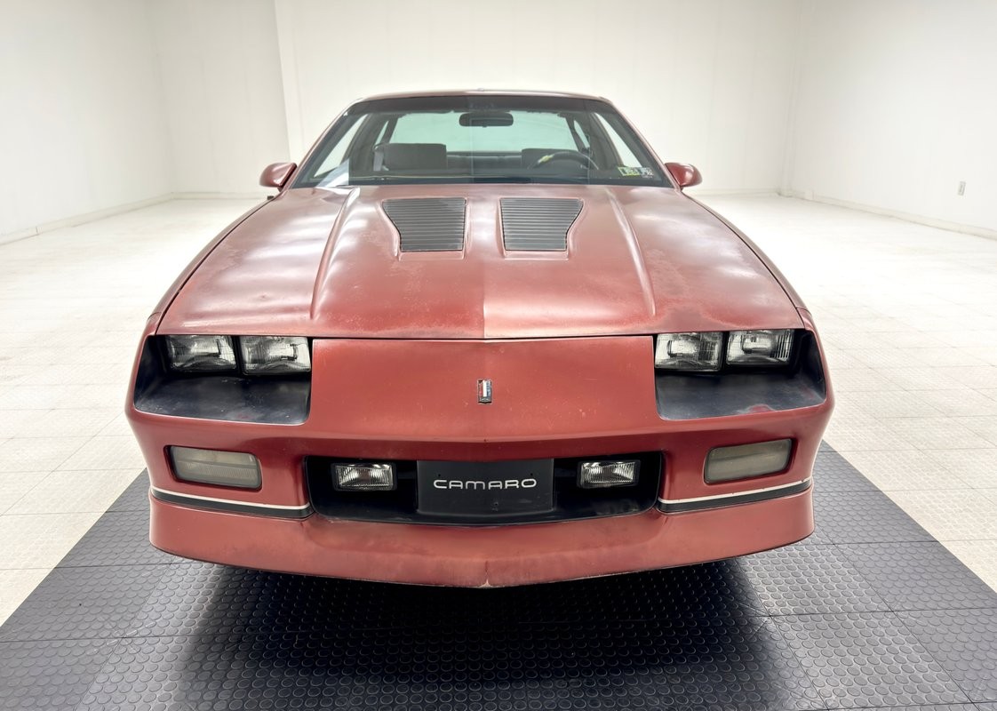 Chevrolet-Camaro-1986-Coupe-8