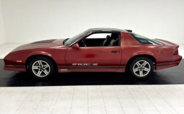 Chevrolet-Camaro-1986-Flame-Red-Metallic-Gray-1