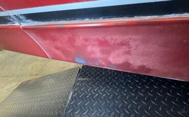 Chevrolet-Camaro-1986-Flame-Red-Metallic-Gray-32