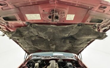 Chevrolet-Camaro-1986-Flame-Red-Metallic-Gray-35