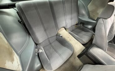 Chevrolet-Camaro-1986-Flame-Red-Metallic-Gray-5