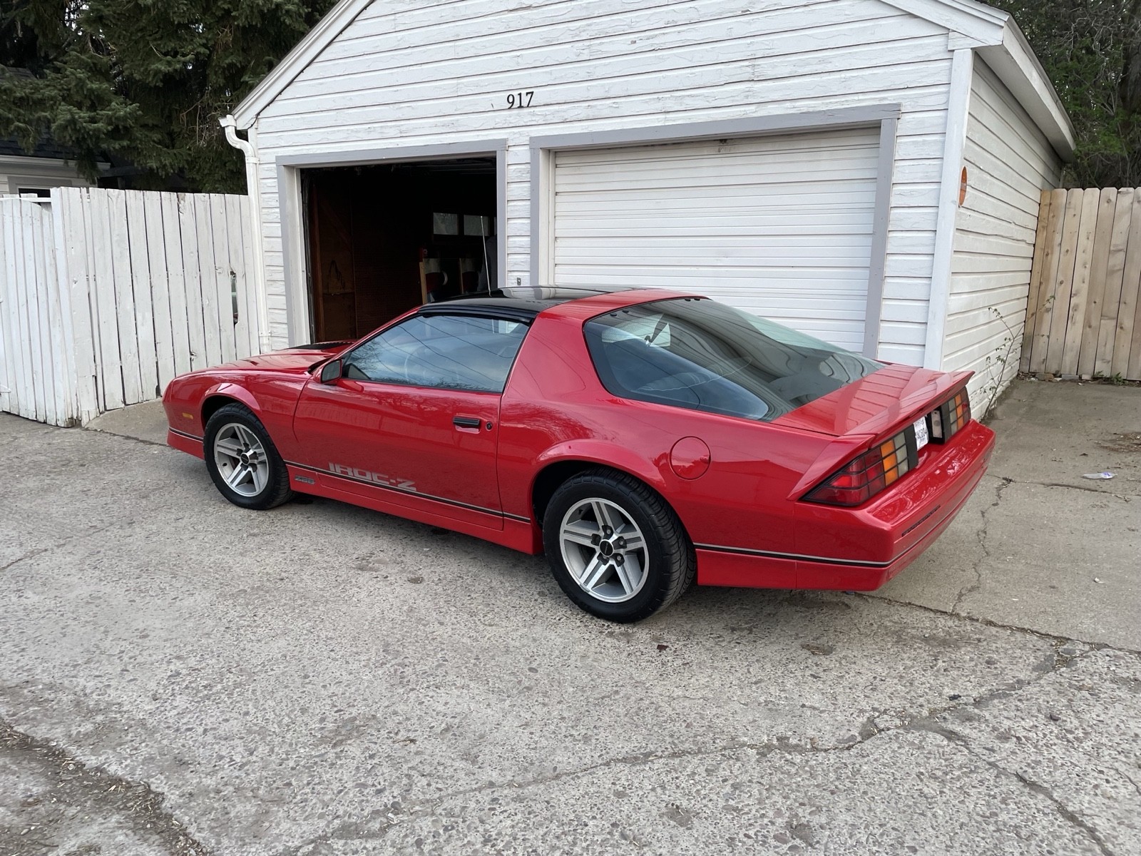 Chevrolet-Camaro-1987-1