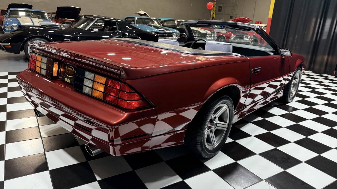 Chevrolet-Camaro-1988-Convertible-13