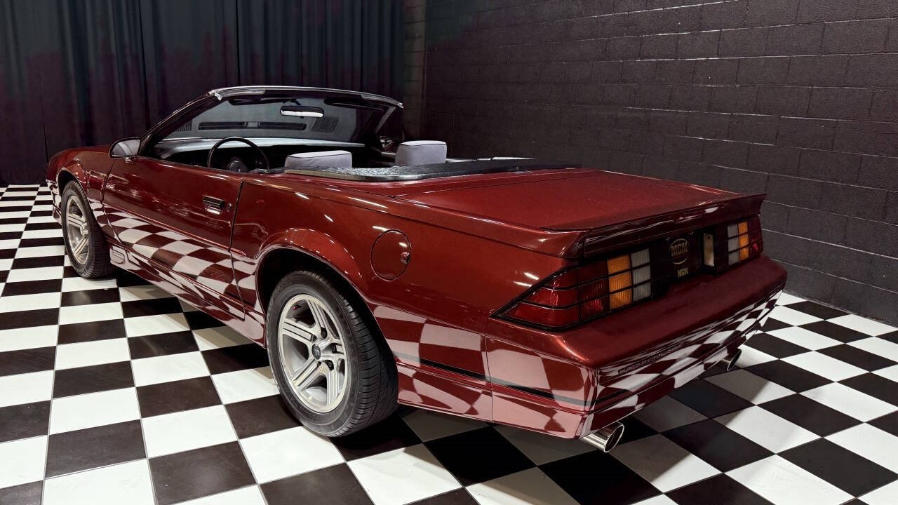 Chevrolet-Camaro-1988-Convertible-15