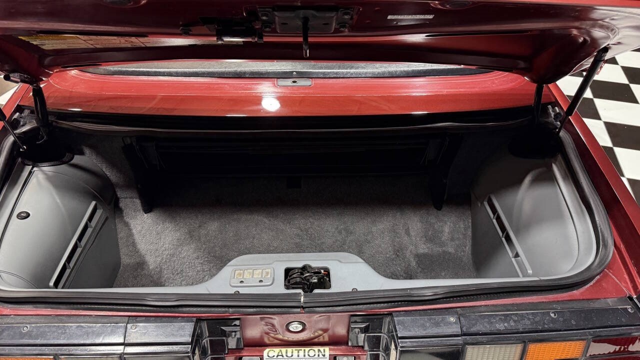 Chevrolet-Camaro-1988-Convertible-4