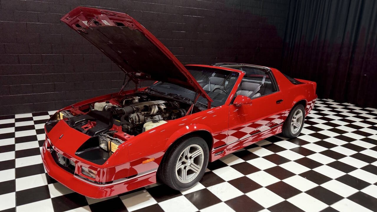 Chevrolet-Camaro-1988-Hatchback-7