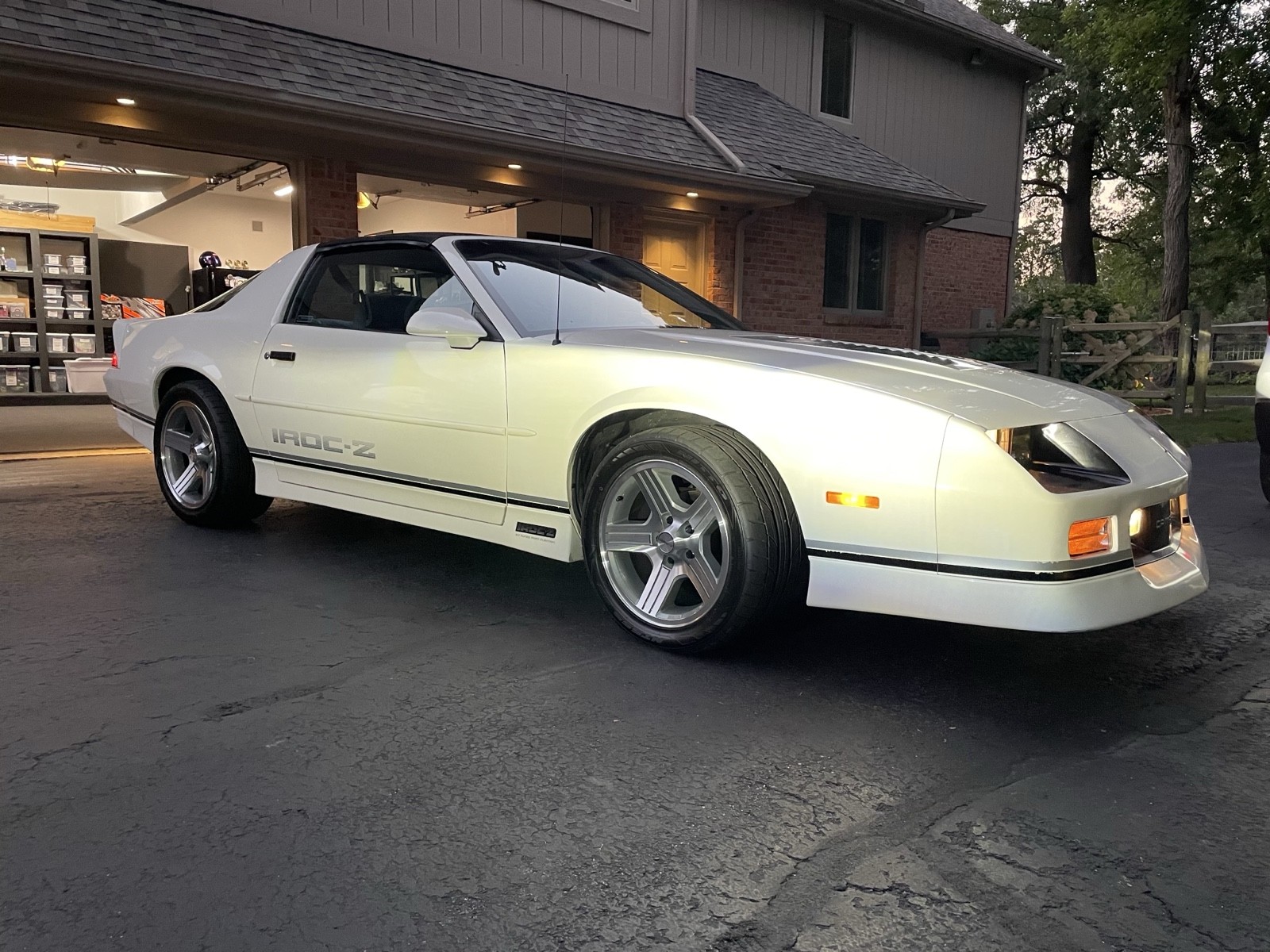 Chevrolet-Camaro-1989-1