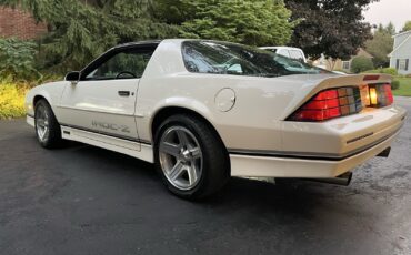 Chevrolet-Camaro-1989-3