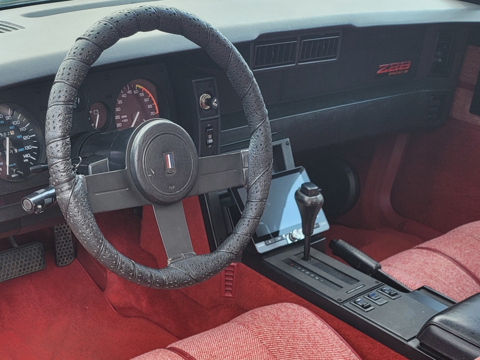 Chevrolet-Camaro-1989-Coupe-11