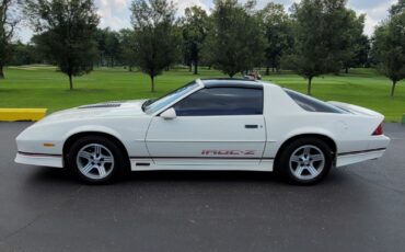 Chevrolet-Camaro-1989-Coupe-2