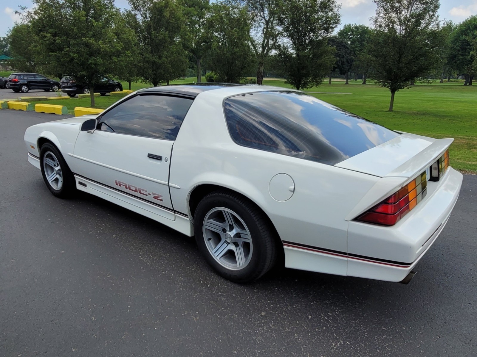 Chevrolet-Camaro-1989-Coupe-3