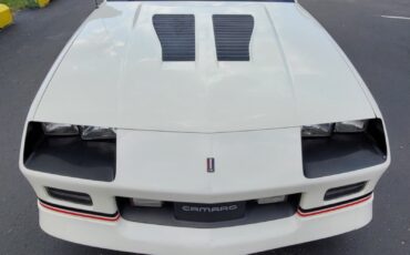 Chevrolet-Camaro-1989-Coupe-5