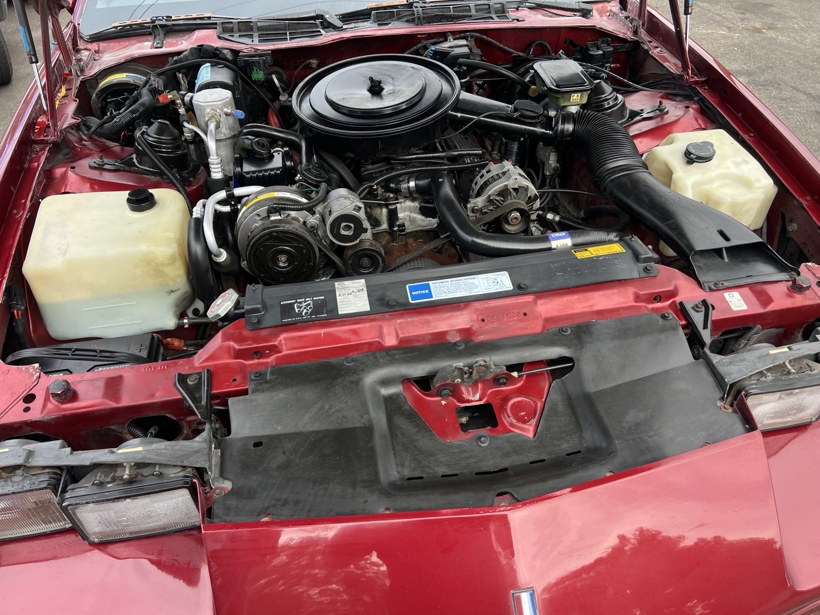 Chevrolet-Camaro-1990-Coupe-19