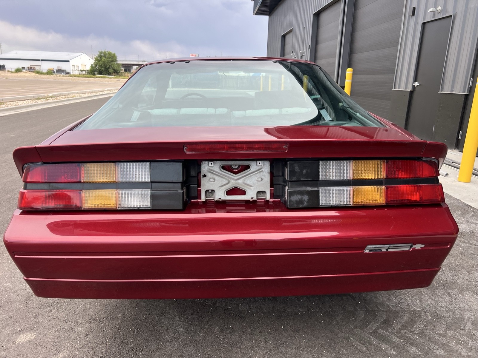 Chevrolet-Camaro-1990-Coupe-2