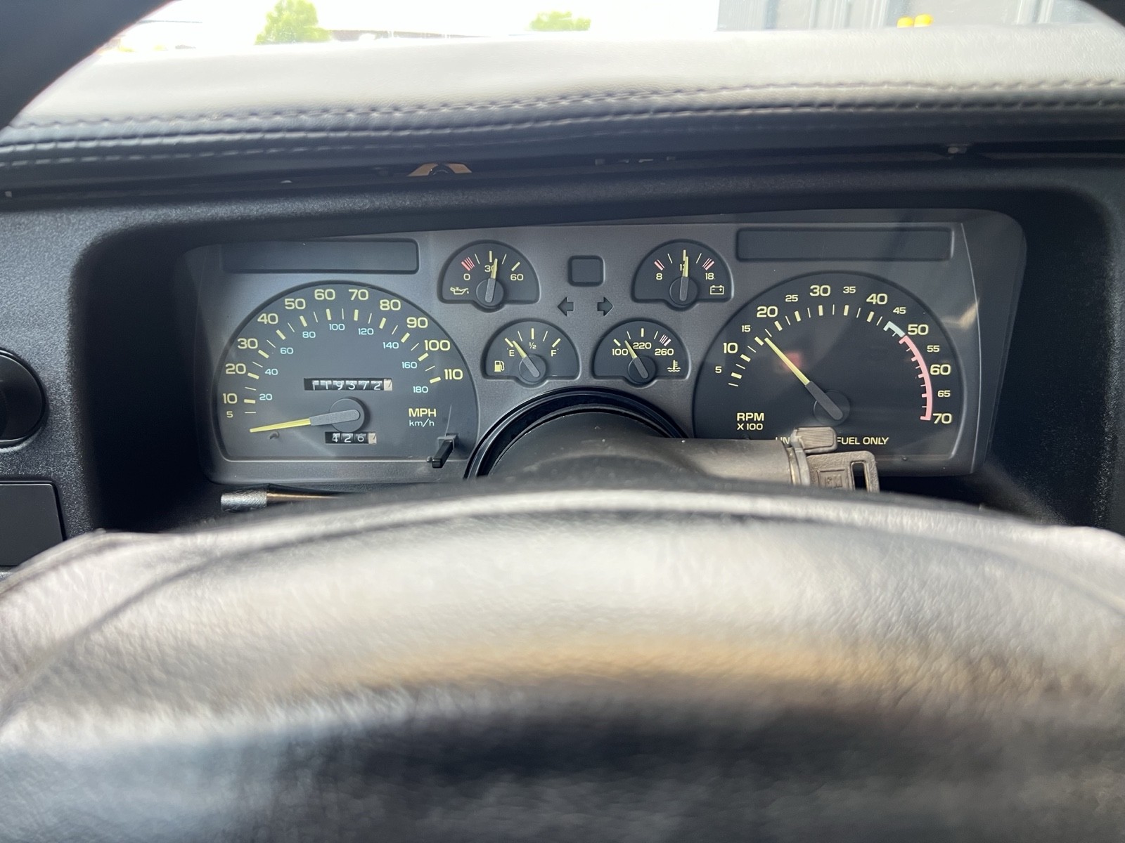 Chevrolet-Camaro-1990-Coupe-8