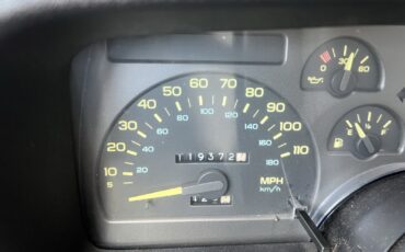 Chevrolet-Camaro-1990-Coupe-9