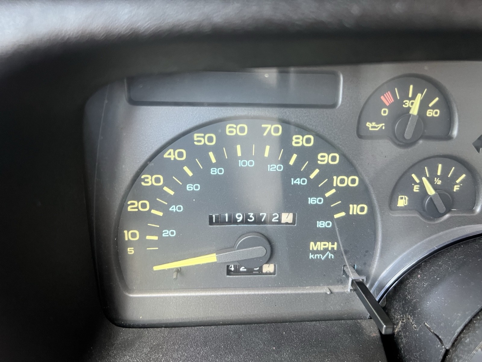 Chevrolet-Camaro-1990-Coupe-9