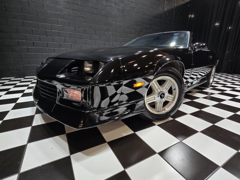 Chevrolet-Camaro-1992-Convertible-1