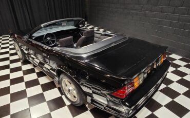 Chevrolet-Camaro-1992-Convertible-3