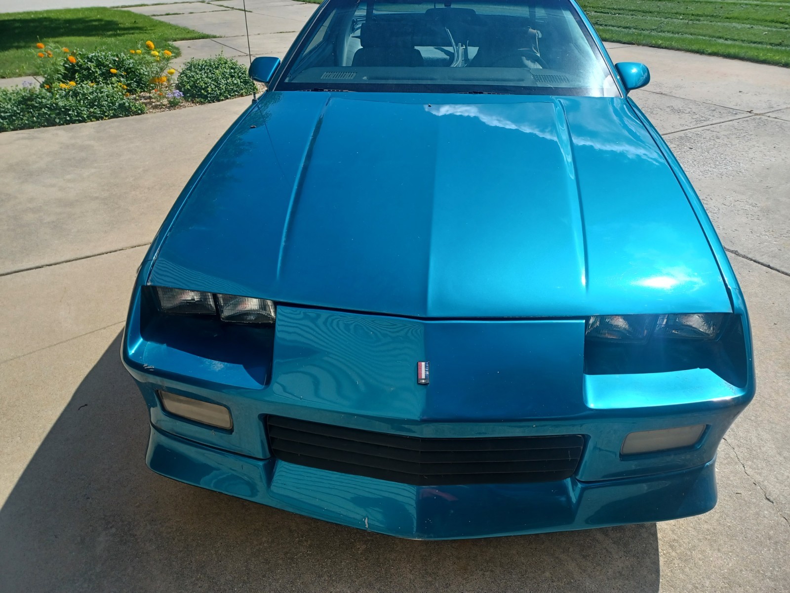 Chevrolet-Camaro-1992-Hatchback-1