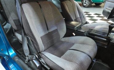 Chevrolet-Camaro-1992-Hatchback-11