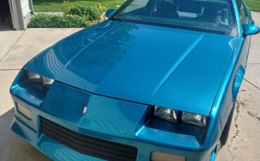 Chevrolet-Camaro-1992-Hatchback