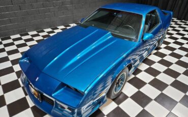 Chevrolet-Camaro-1992-Hatchback-5