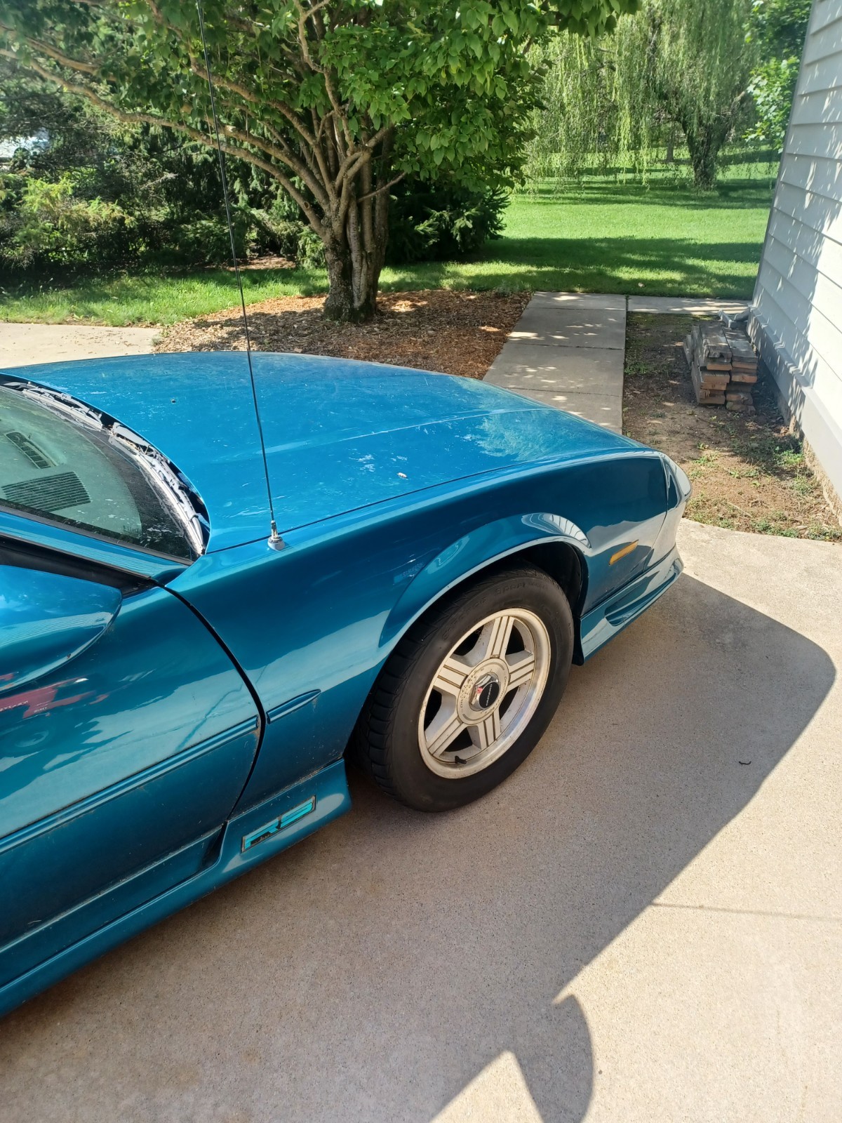 Chevrolet-Camaro-1992-Hatchback-6