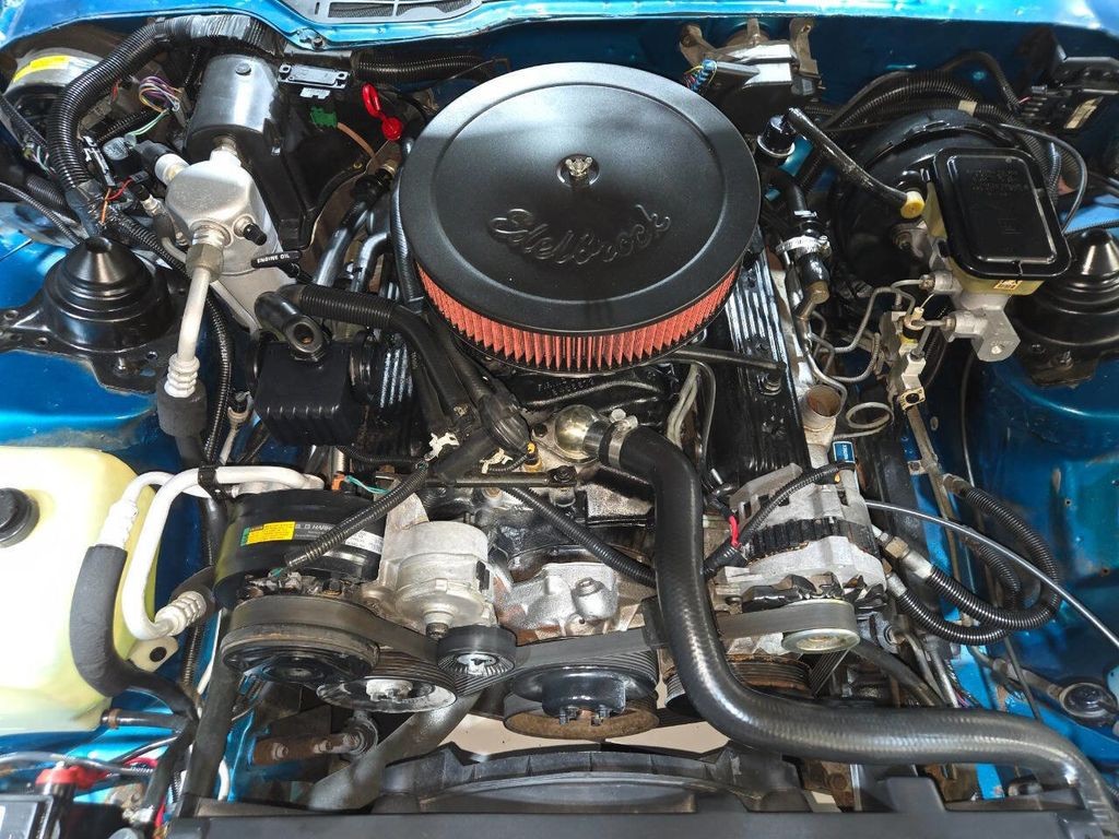 Chevrolet-Camaro-1992-Hatchback-7