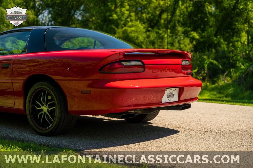 Chevrolet-Camaro-1993-2D-Coupe-22